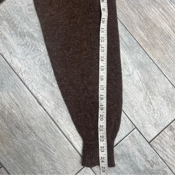 Royal Scott pure wool brown sweater size Xl - Picture 8 of 10